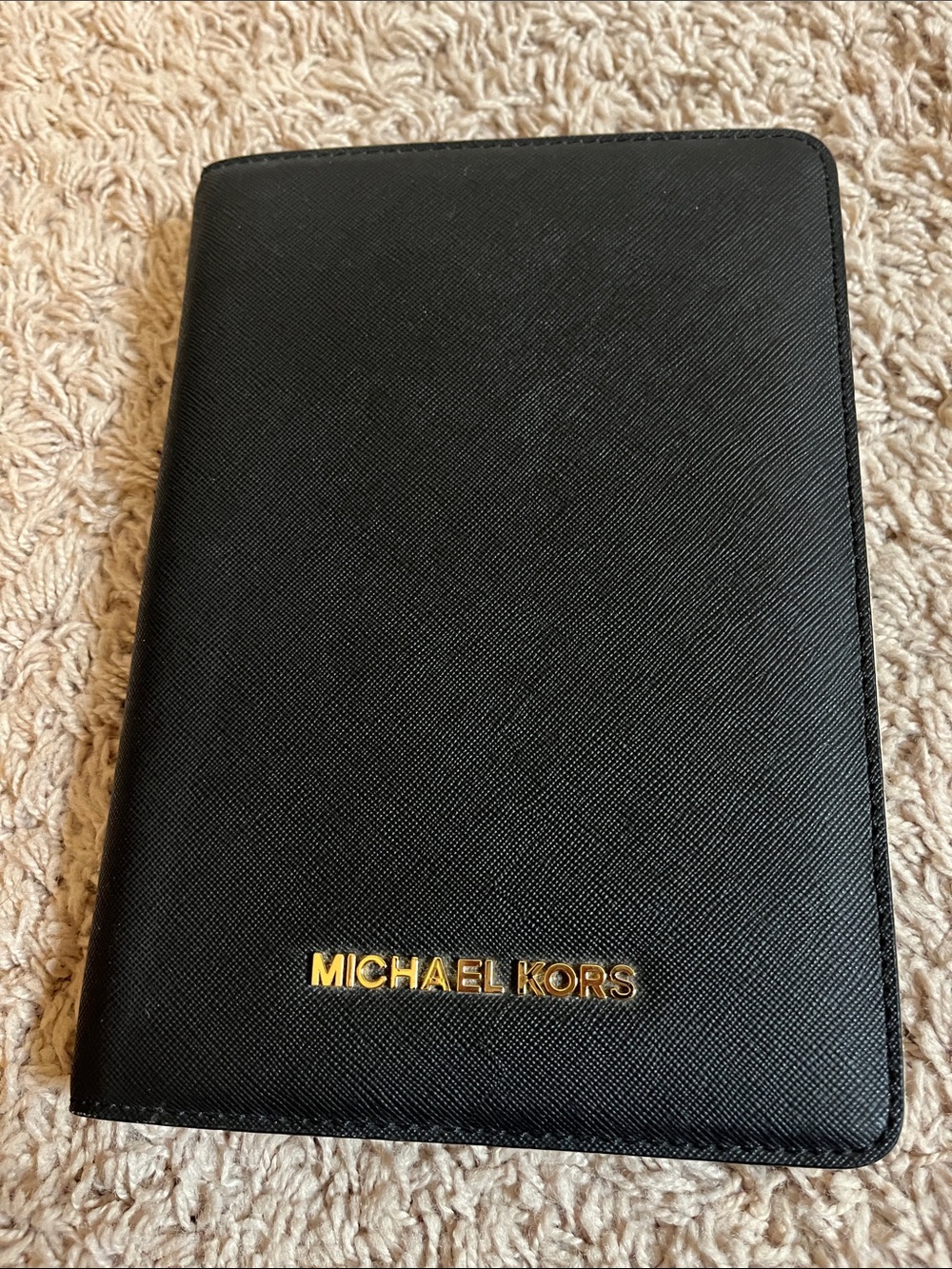 Michael Kors Black Leather reader Cover with Gold Logo